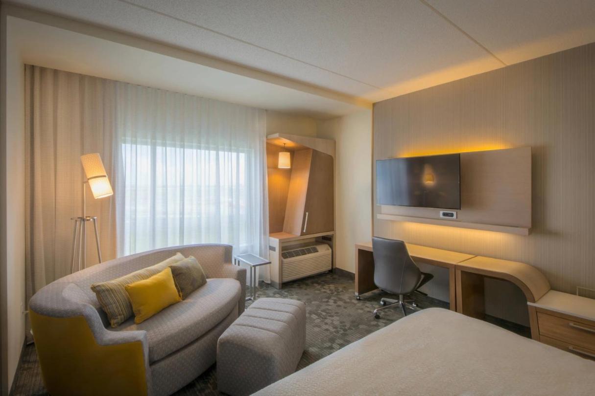 Courtyard By Marriott Winnipeg Airport Quarto foto