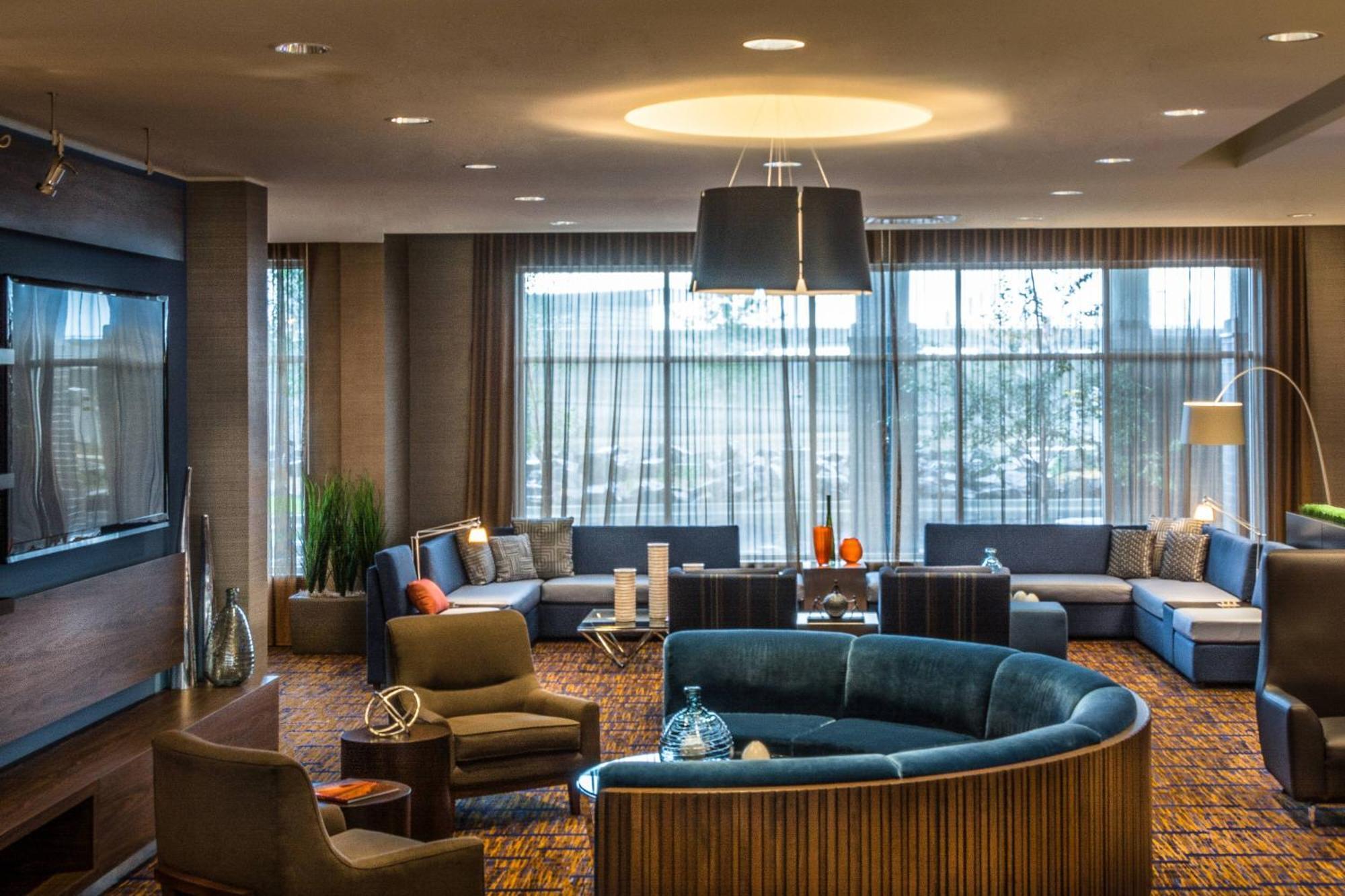 Courtyard By Marriott Winnipeg Airport Exterior foto