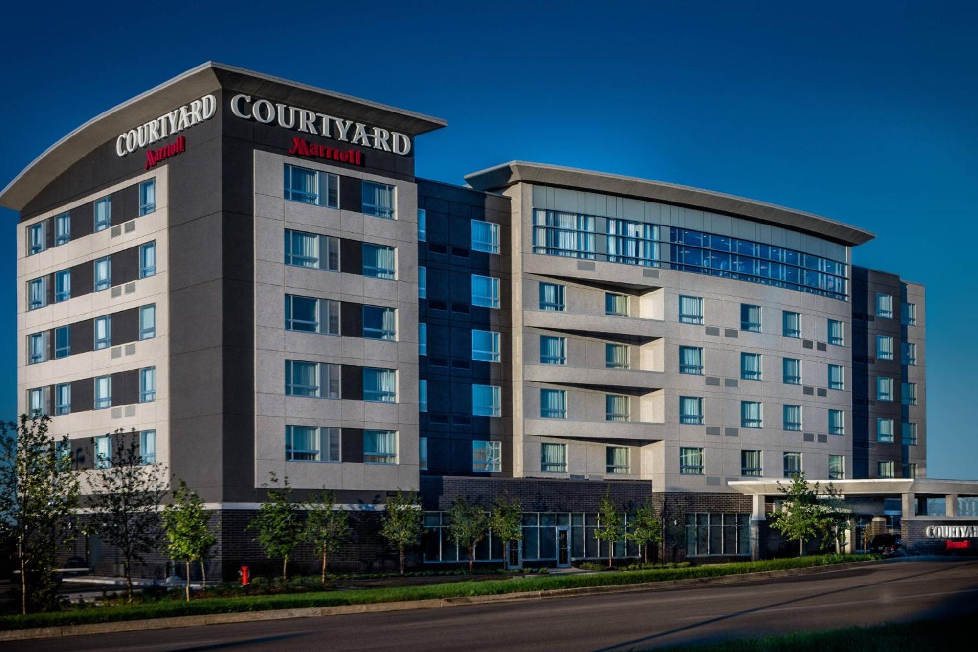 Courtyard By Marriott Winnipeg Airport Exterior foto